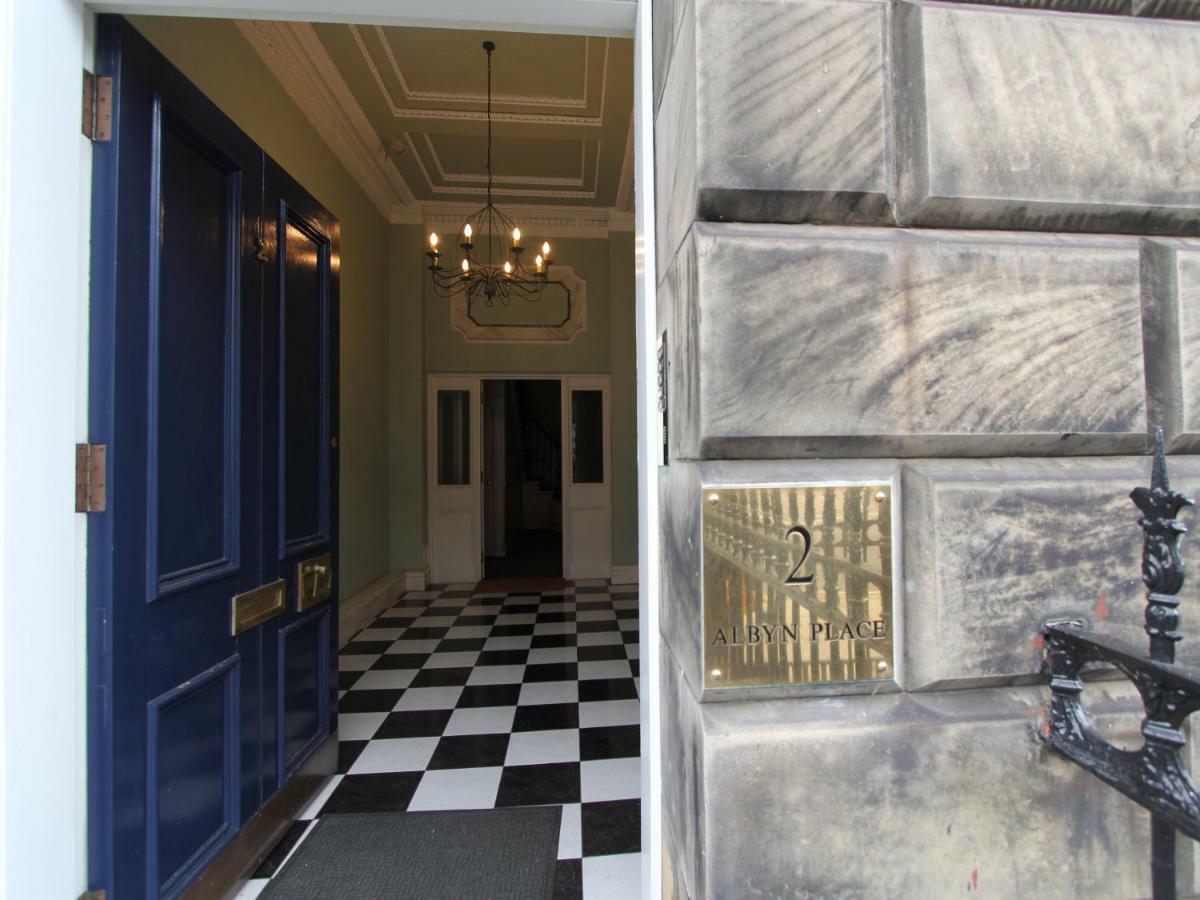 Escape To Edinburgh @ Albyn Place Exterior foto